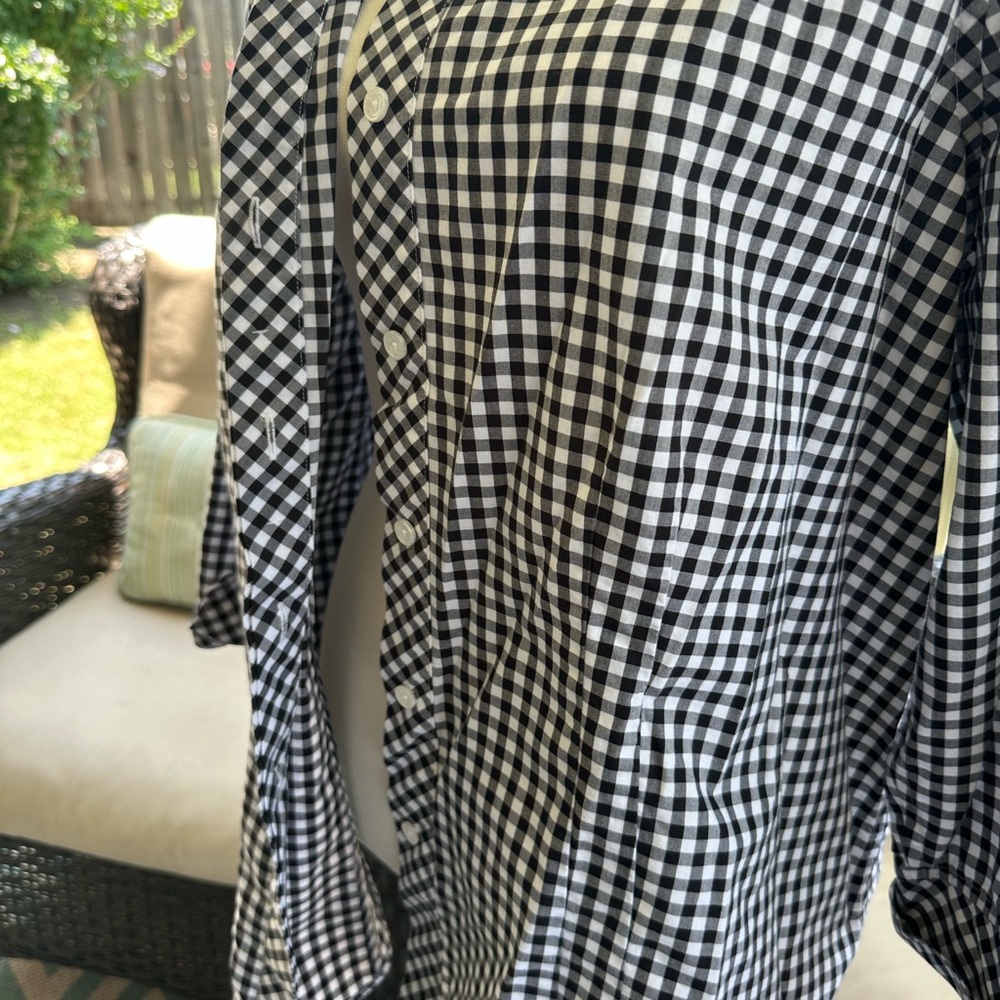 Investments Gold Label Taylor style Black and White Gingham Button Down Shirt
